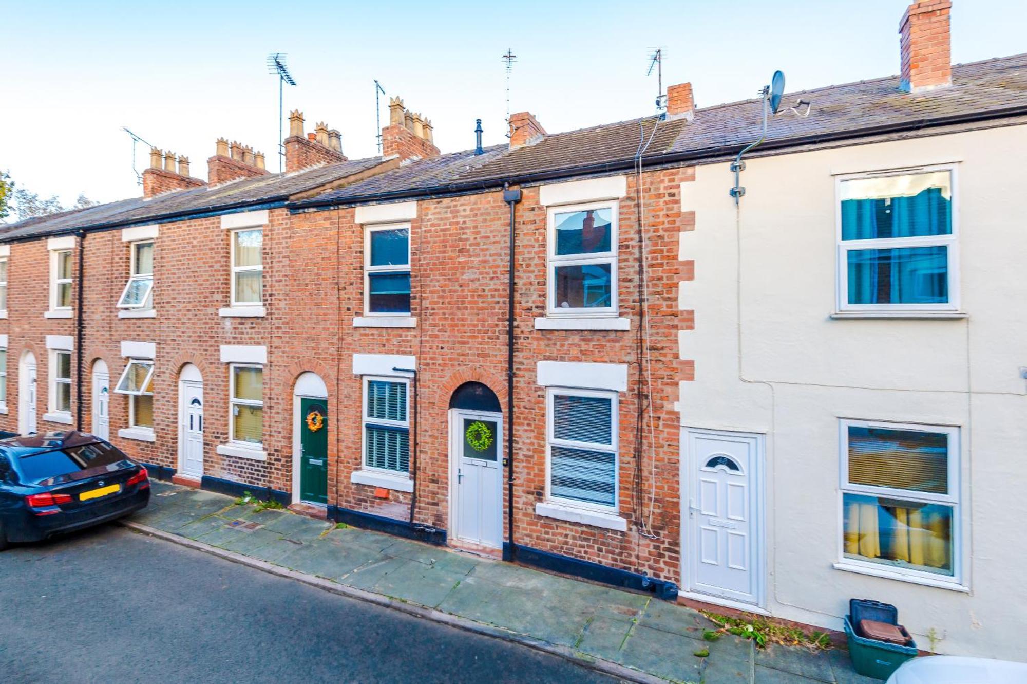 New! Spacious 2-Bed Home In Chester City-Centre By 53 Degrees Property, Ideal For Couples & Small Groups, Great Location - Sleeps 5 ภายนอก รูปภาพ
