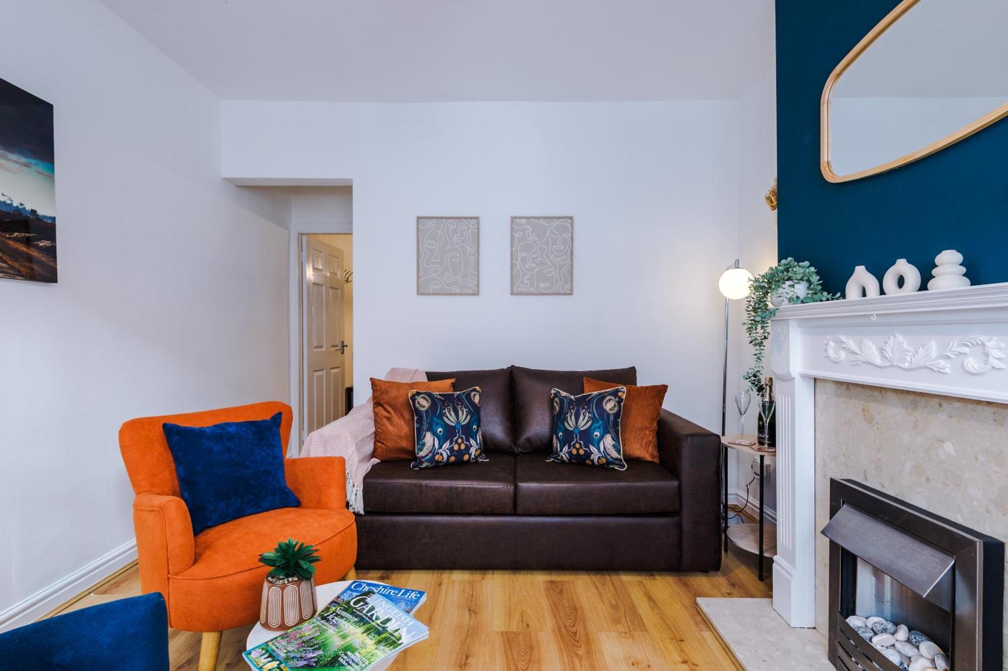 New! Spacious 2-Bed Home In Chester City-Centre By 53 Degrees Property, Ideal For Couples & Small Groups, Great Location - Sleeps 5 ภายนอก รูปภาพ