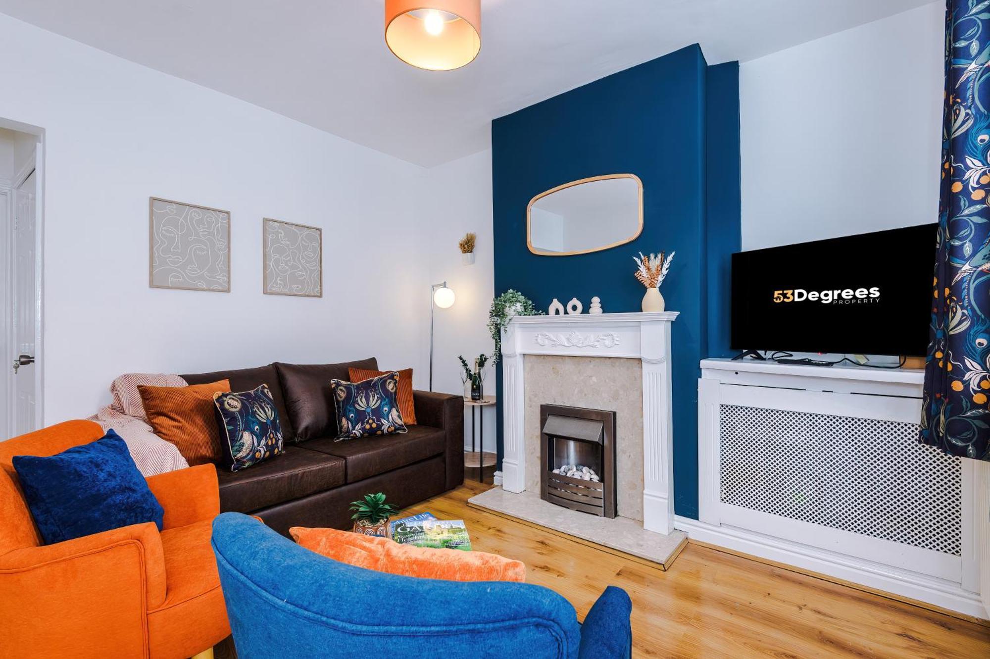 New! Spacious 2-Bed Home In Chester City-Centre By 53 Degrees Property, Ideal For Couples & Small Groups, Great Location - Sleeps 5 ภายนอก รูปภาพ